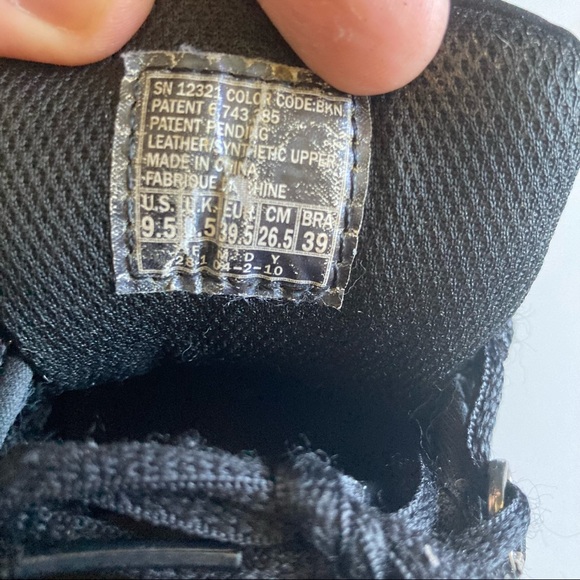 Sketchers Shape Ups 12321 Women's Size 9.5 US Black Walking Shoes Sneakers - Picture 7 of 8